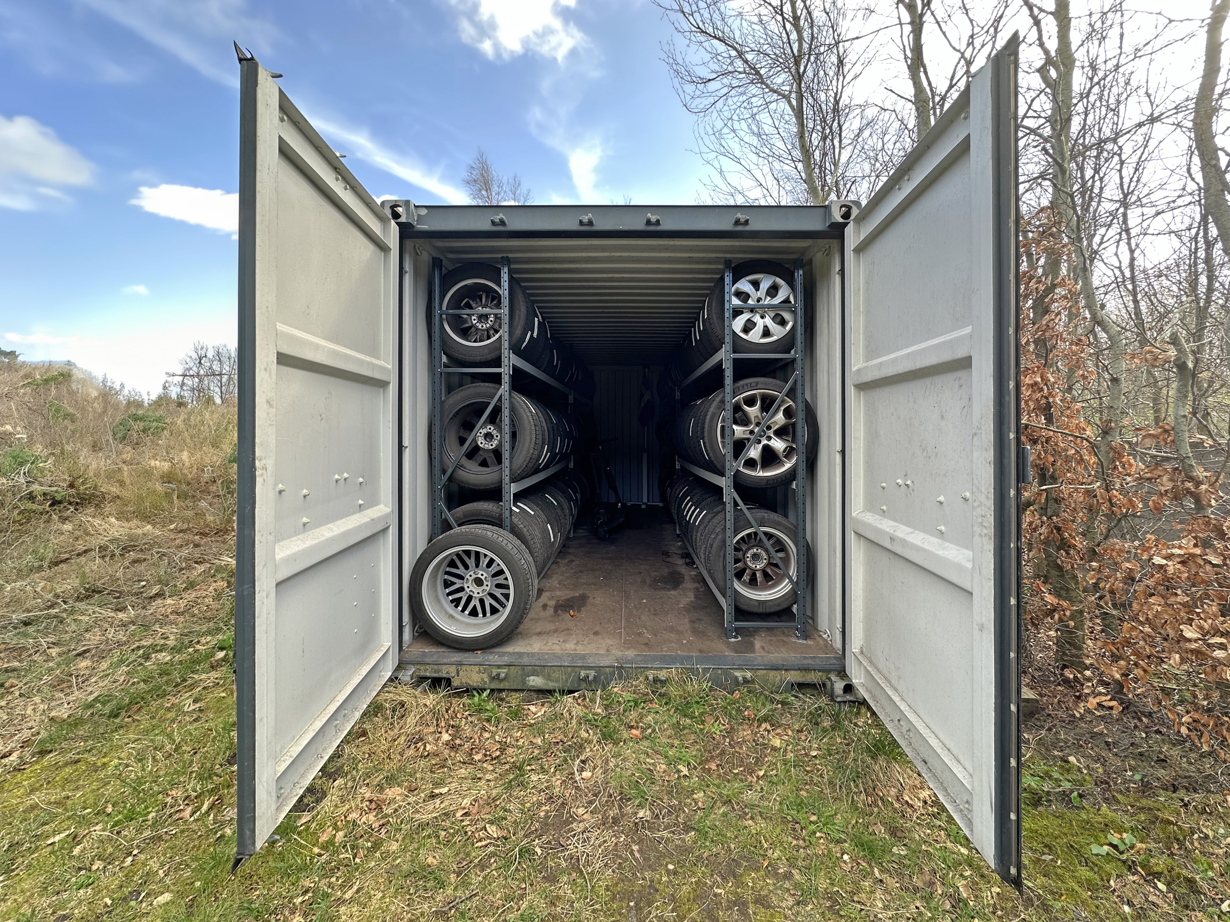 Däckcontainer
