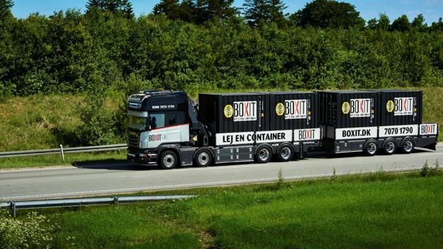 BOXIT lastbil med containrar